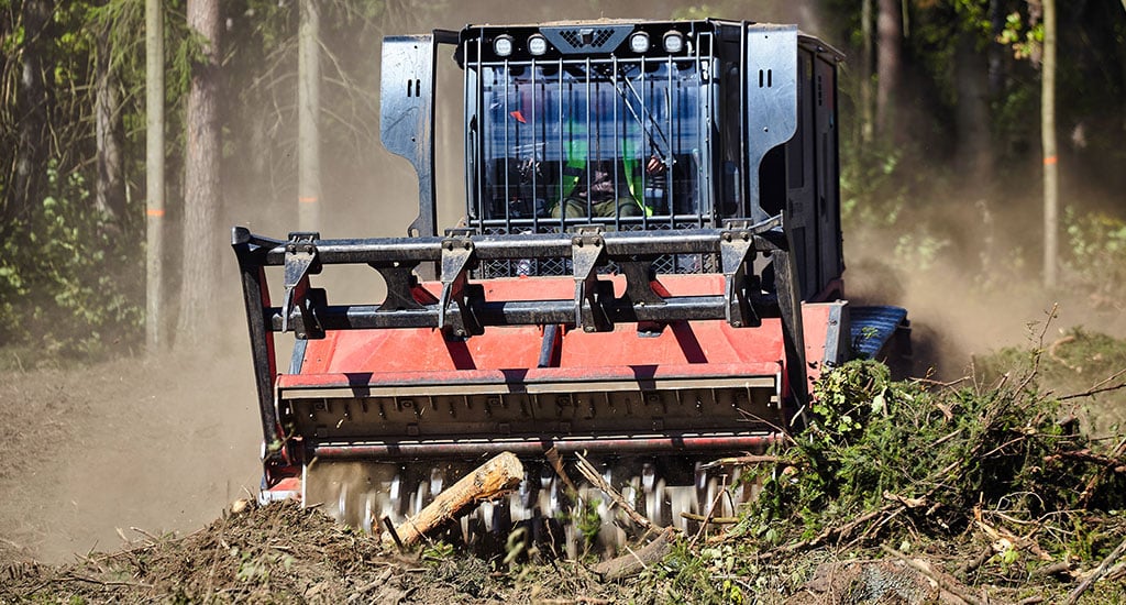 Forestry mulchers maintenance